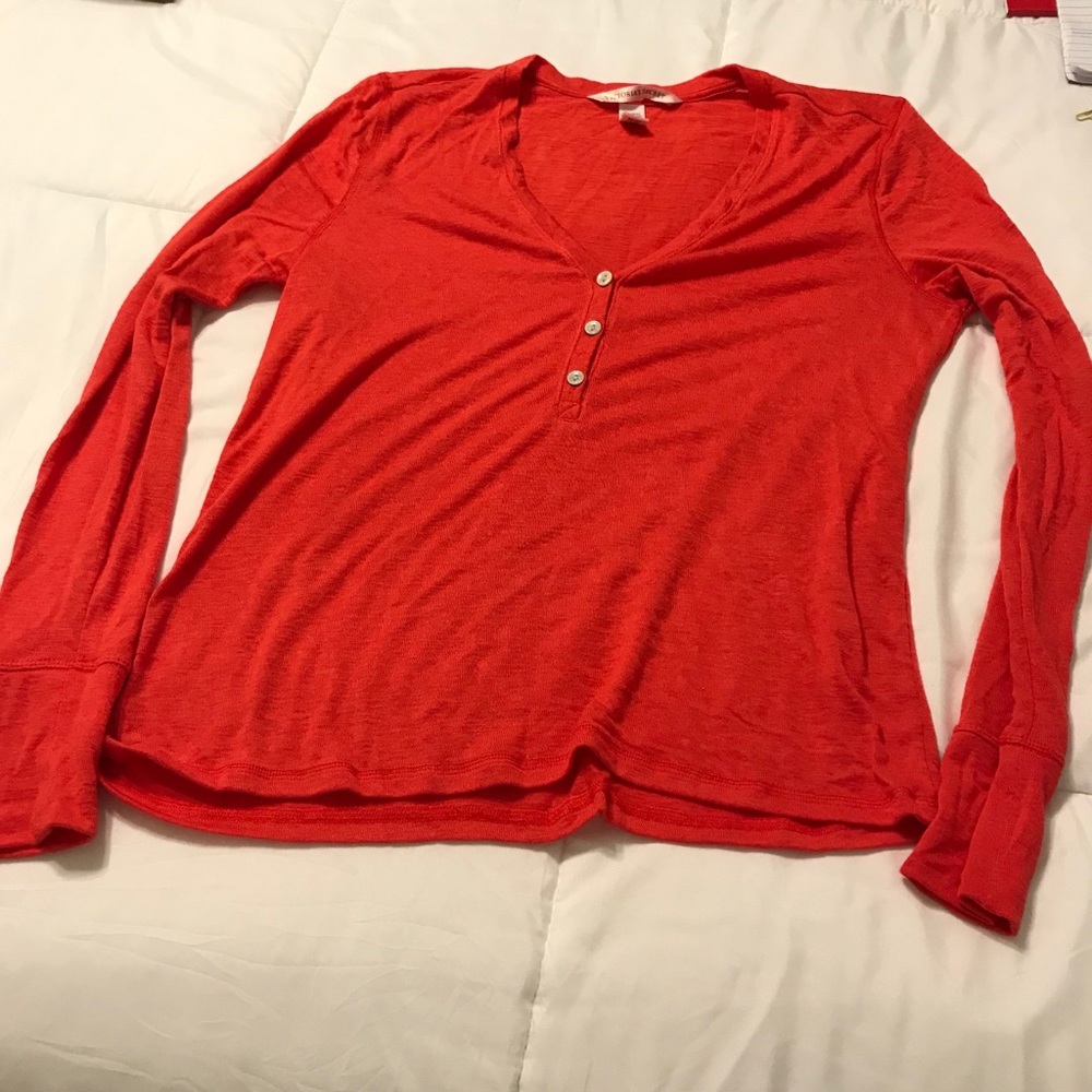 Victoria secret knit shirt